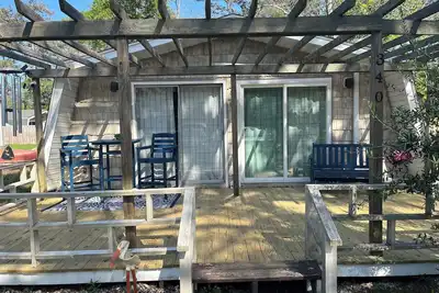 Image de Charming Beach Bungalow Refreshed for 2025