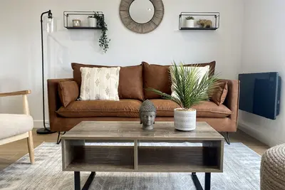 Image de Modern 2 Bed Apartment/Free Parking/Near City/Self-Check In