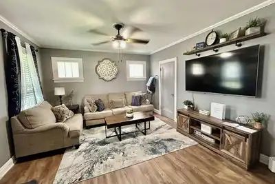 Image de Cozy Home Away from Home **10 min from Franciscan University**