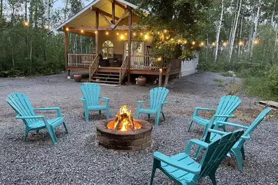 Image de Stunning cottage for family and friends, 4 mins drive to golf course.