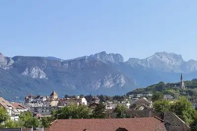 Image de Appartement 40 M2 avec belle vue, endroit calme à 10mn à pied du centre
