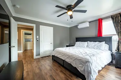 Image de Perfect for Family Vacations - Near Downtown/Medical Ctr - (Ev & pet friendly! )