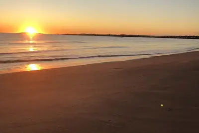Image de Steps to glorious Ferry Beach