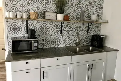 Image de The Yellow Door Place! Convenient & Sleeps 6!