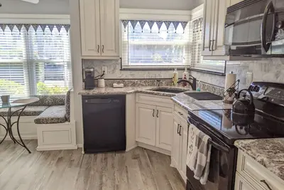 Image de St. Pete Beach / Isla Del Sol -  2 bedroom 2 bath Condo