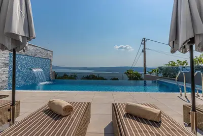 Image de Superbe maison à Crikvenica avec sauna