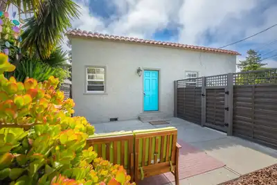 Image de Stunning Seabright Cottage: Walk to the Beach & Boardwalk