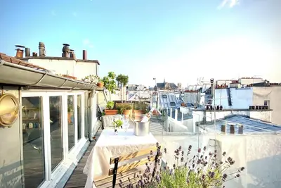 Image de Penthouse with Terrasse and view on Eiffel tower