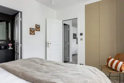 Image de Champs-Élysées one bedroom apartment