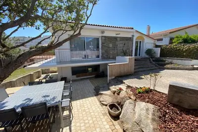 Image de Villa familiale Ă 150m de la plage et des commerces, tout Ă pied