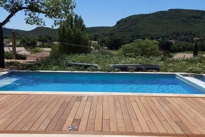Image de Provence\/ Avignon\/ Uzès villa avec vue, climatisée, piscine privée et sécurisée