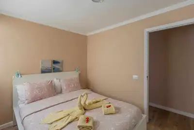 Image de Small studio 2 minutes walk from the beach.
