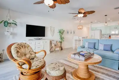 Image de Beautifully Updated Dog Friendly Condo with Heated Pool and Ocean View
