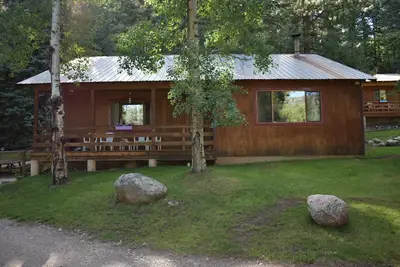 Image de 000003) The Bear Den