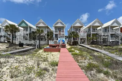 Image de The Katie Leigh Beautiful Beachfront Home