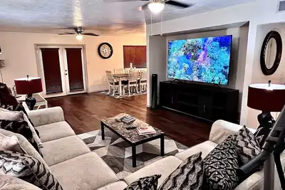 Image de Amazing and Cozy King-Queen Bed Suites w/Rv Parking
