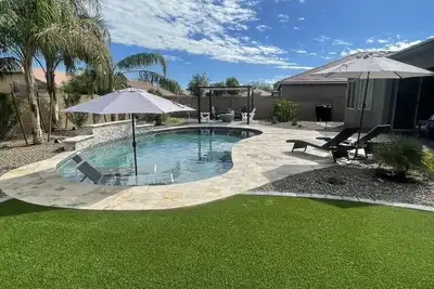 Image de Relaxing Retreat w/ Heated Pool, near Golf, Hiking, Sports Stadiums and more…