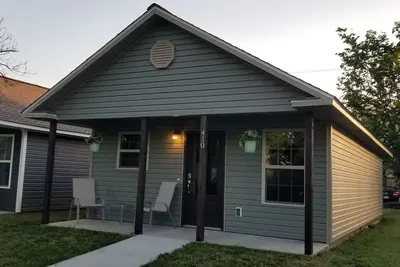 Image de New 1 bedroom cottage right off Route 66.