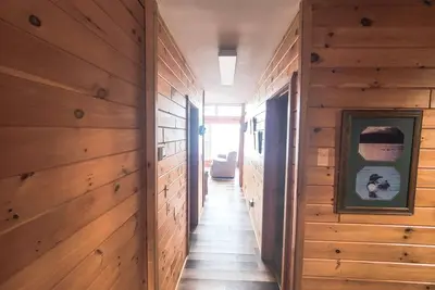 Image de Pin Oak Cabin- Cabin on the Chippewa Flowage within a Resort