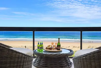 Image de Salty Joe's beachfront retreat