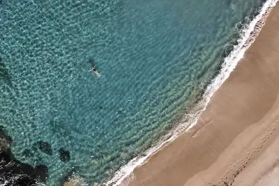 Image de Gorgeous Beach House - Great Autumn & Winter Deals