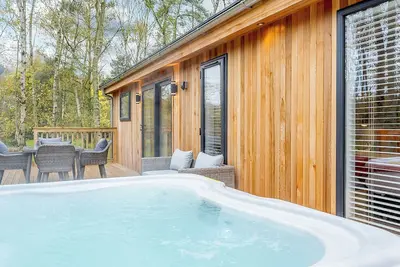 Image de 2 chambres à coucher à Haddon