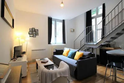 Image de Bel Appartement T2 Duplex en Hyper Centre, 3*, Parking, 4 Pers. , Proche Thermes et Commerces