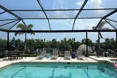 Image de Spacious Coastal Pool/Spa home with near Cape Harbor