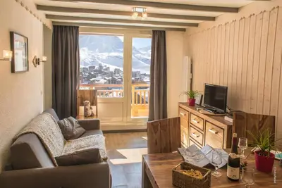 Image de 100m des commerces, 5ème étage, balcon, télévision, 41m², Val Thorens