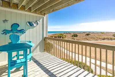 Image de 715 Surf - Gorgeous 1br Surf Condo with Washer and Dryer