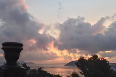 Image de French Riviera, Luxe, Calme & Fantastique vue, Colline de Tamaris!