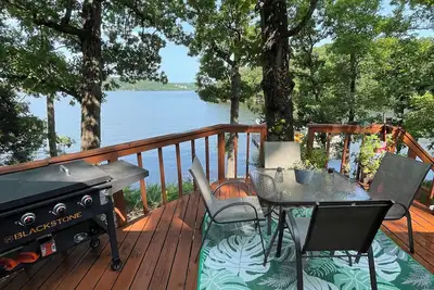 Image de Beautiful Lake Front Views