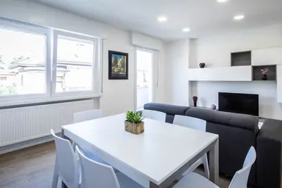 Image de Vat 52 Sub 16 - Une Chambre Appartement, Couchages 5