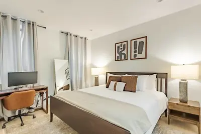Image de Salisbury I by RoveTravel | 4br Apt. in Lenox Hill