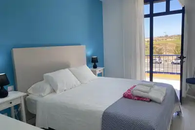 Image de Bungalow 2 Dormitorios y 2 Baños en 2ª Línea del mar