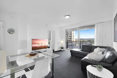 Image de Surfers Paradise 2-Bed with Pools, Spa, Gym & Bbq