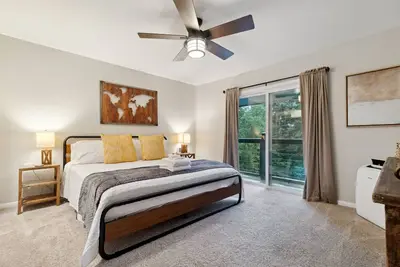 Image de Quiet Mountain Home with Fireplace, A+ Location