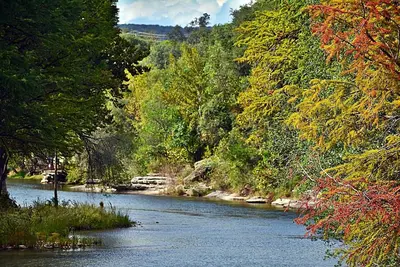 Image de Simply Irresistible, Family & Pet Friendly, 5 Minutes to Lake & River