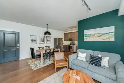 Image de Sweeping Mountain Views, Walk to Lifts, Pet Friendly, Close to Town!