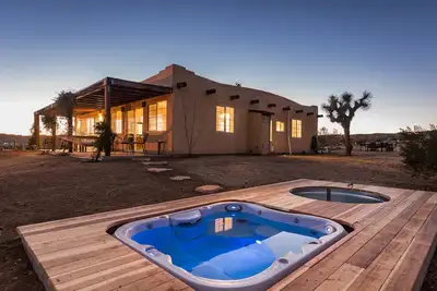 Image de Secluded home - grand views, hot-tub & cowboy dip