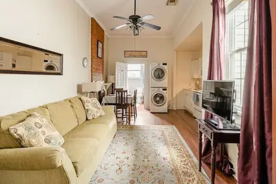 Image de Faubourg Marigny historic home near French Quarter & Frenchman Street. Walkable!