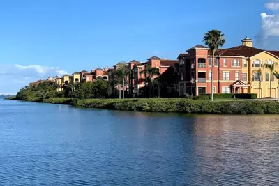 Image de Spacious, 2 king bedrooms, ground floor condo in Grand Venezia Resort + Garage!