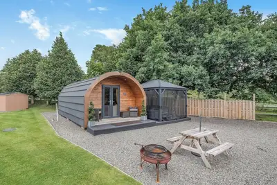 Image de Here at Riverview our hot tub pods have been warming up.