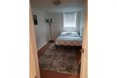 Image de Cozy, family friendly 4 bedroom, home away from home!