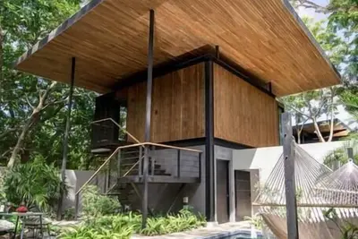 Image de Raintree Studio, Jungle Oasis with modern notes. Long term rental available.