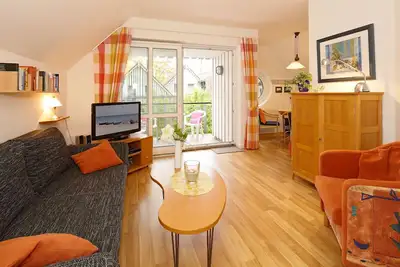Image de Traumhafte Ferienwohnung 50 m von der SeebrĂĽcke in Koserow, mit Wlan und Balkon