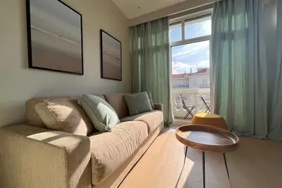 Image de Studio lumineux avec balcon à Saint-Jean-de-Luz, à deux pas de la plage et des commerces