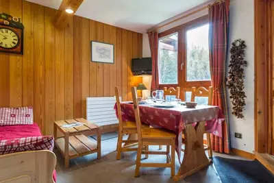 Image de Appartement cosy proche pistes et commerces, balcon sud-ouest