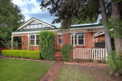 Image de White Rabbit on Jones - Stunning three bedroom classic in the heart of Albury