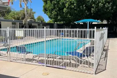 Image de This condominium is a 2 bedroom(s), 2 bathrooms, located in Scottsdale, Az.